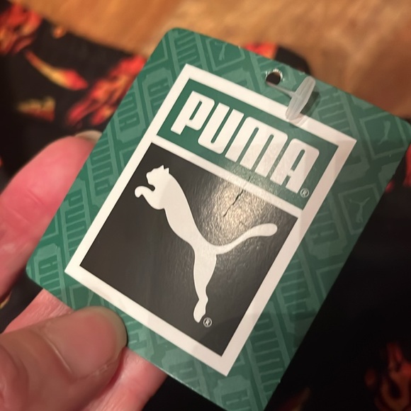 New Puma flame shorts - Picture 5 of 16
